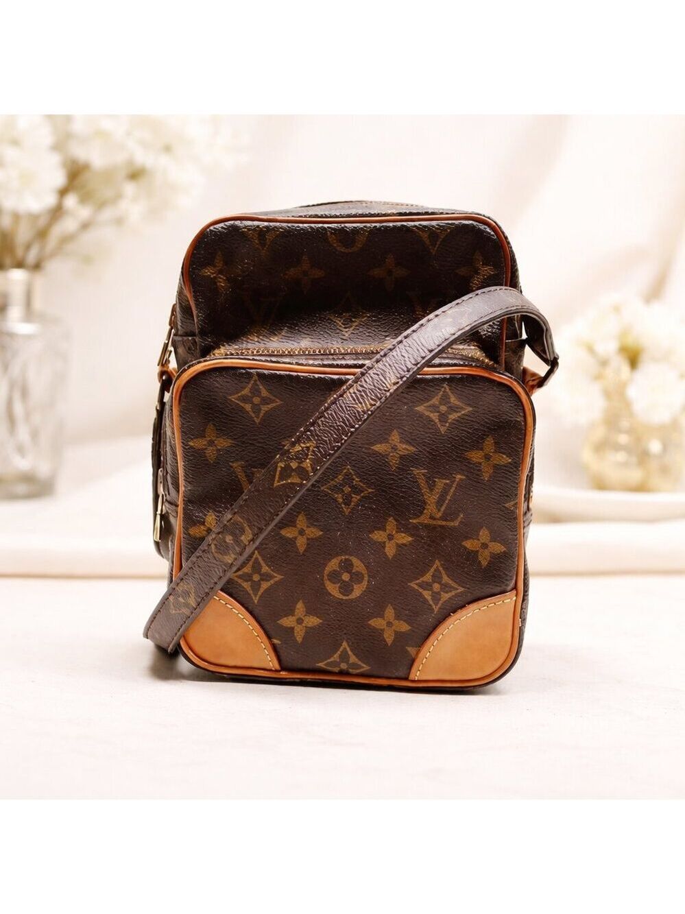 Authentic Louis Vuitton Amazone Monogram Crossbody Bag 239-112525